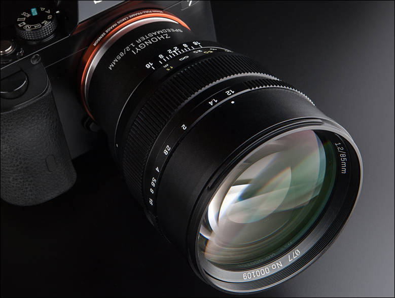 mitakon85mm_1.jpg