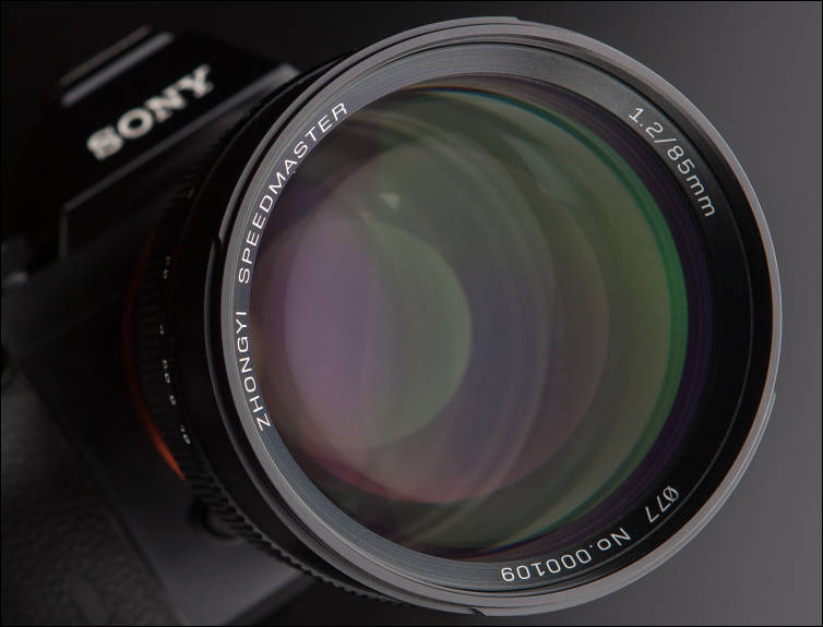 mitakon85mm_3.jpg